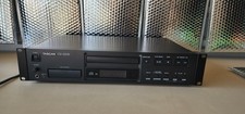 Lettore CD Tascam CD-200i con