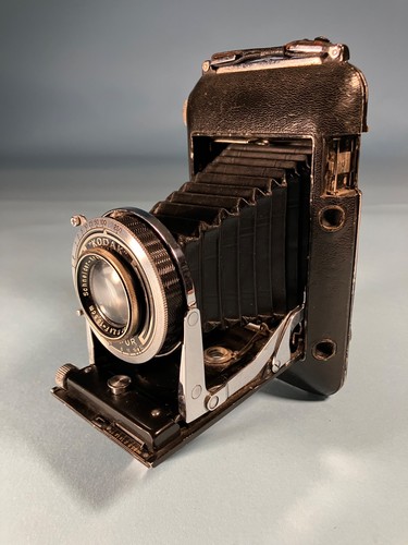 Macchina fotografica vintage