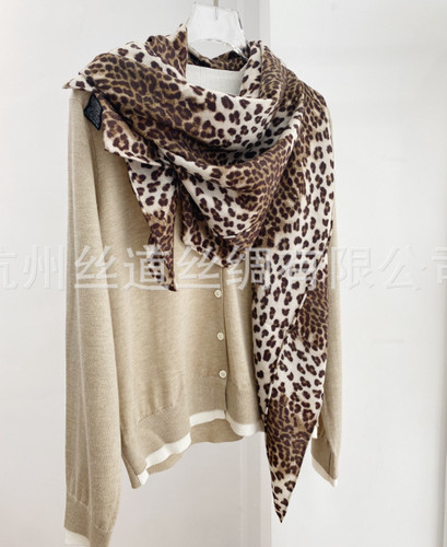 Sciarpa scialle bandana