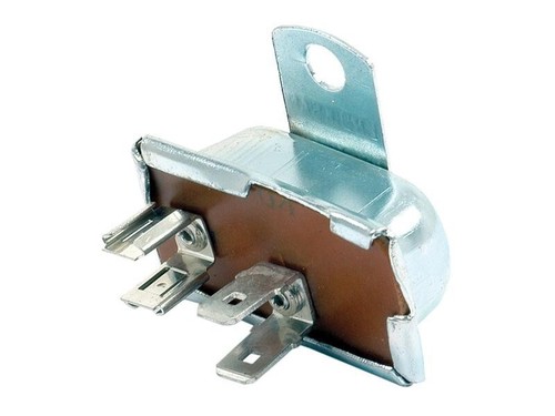 Regolatore tensione per - di,