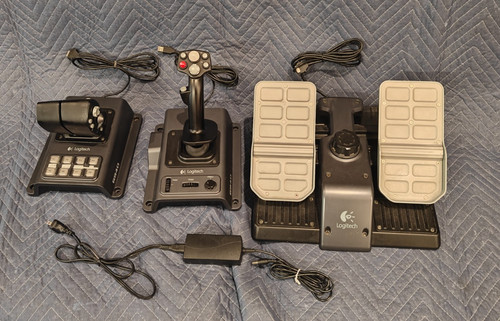Logitech g940 flight simulator - logitech,