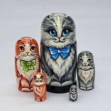 Bambole nido famiglia gatto 4"