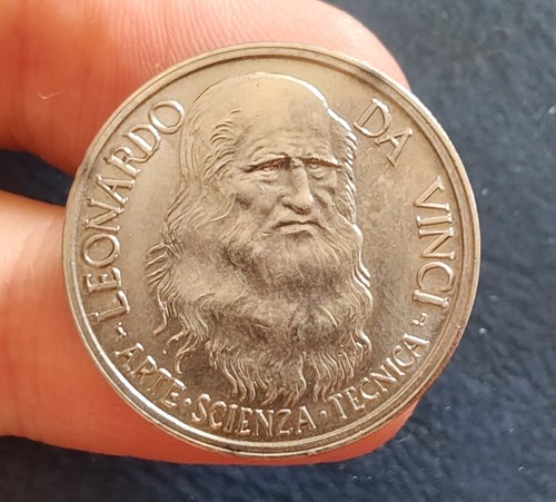 Leonardo vinci medaglia - leonardo,