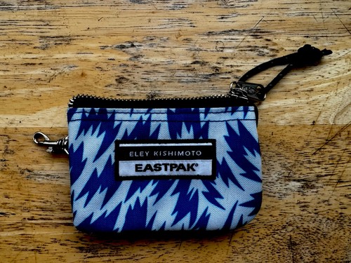 Eastpak eley kishimoto - ×,