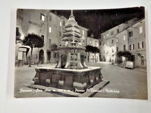 Fanano piazza corsini - piazza, notturno
