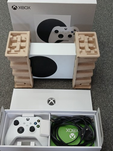 Xbox series 1tb console - xbox,