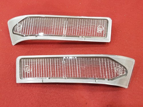 Coppia plastiche fanalini - plastiche,