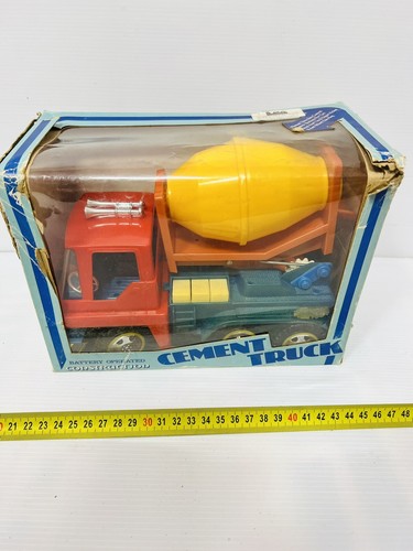 Cement truck camion betoniera - cement,