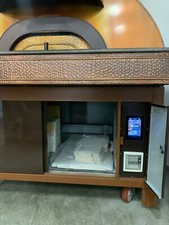 Attrezzatura completa per pizzeria d'asporto.