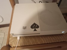 Microsoft Xbox One S + Giochi