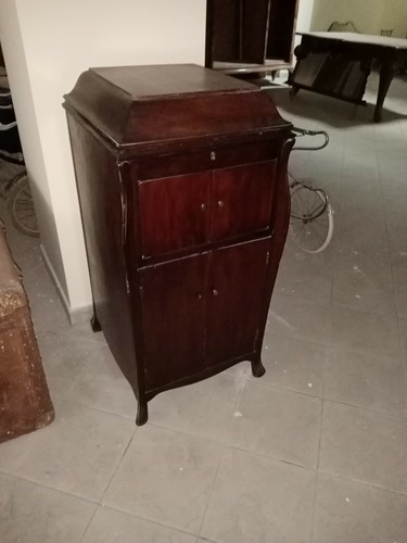 Grammofono antico del 1906 - grammofono,