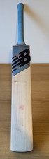 Mazza da cricket New Balance DC980 manico corto - mazza usata in ottime condizioni - salice inglese