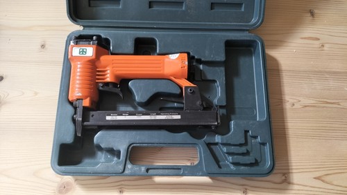 Graffettatrice stapler aria - graffettatrice,