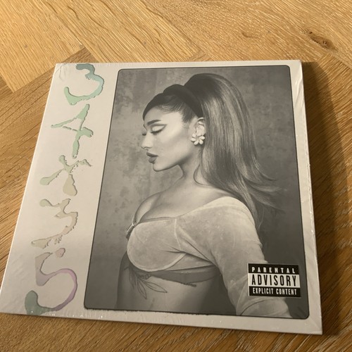 Ariana grande 7 inch - +,