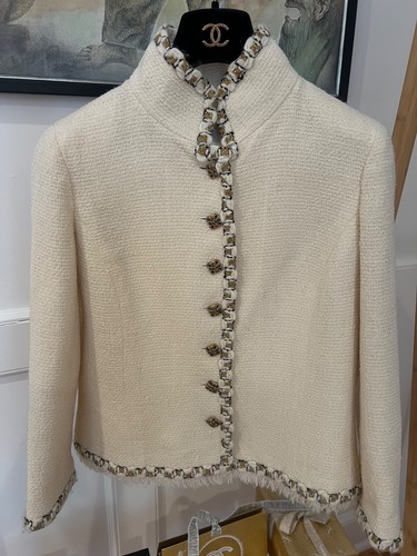 Chanel 11a paris - chanel,