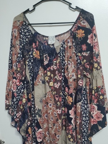 Tunica patchwork floreale