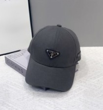 ✔️Cappello unisex Prada