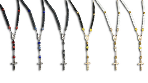 Collana uomo mani preghiera