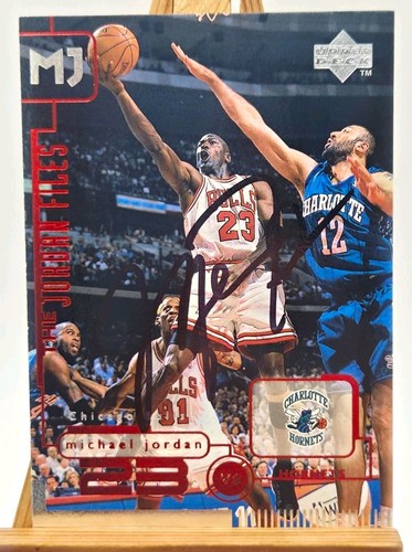 Michael jordan autografato con - michael,