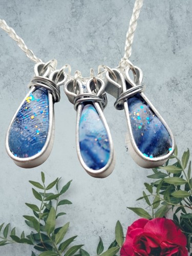 Collana con ciondolo - , in