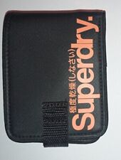 Portafoglio Da Viaggio Uomo Superdry Nero Blacklabel Luggage Con Chiusura