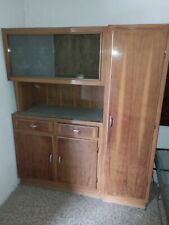 Vecchia credenza con 2 cassetti 3 ante e vetrinetta con vetro lavorato.