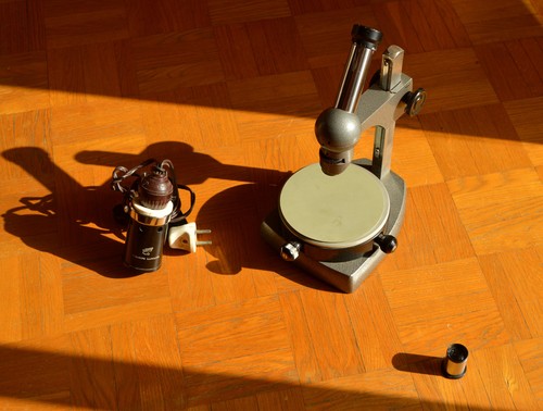 Microscopio vintage luce - microscopio, +