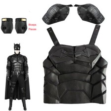 The Batman Bruce Wayne Cosplay
