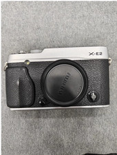 Fujifilm X Series X-E2 XE2 16,3 megapixel fotocamera digitale - argento (corpo) SD inglese