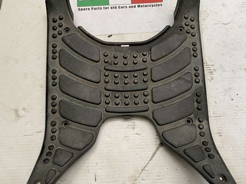 Gilera stalker footrest - gilera,