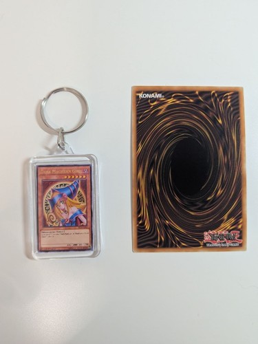 Mago oscuro ragazza - yu-gi-oh,