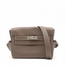 Hermès Kelly Messenger PM Evercolor Etoupe raccordi in metallo argento con: 2024