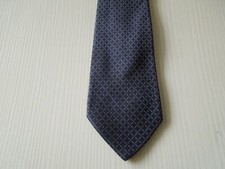 HOLLIDAY & BROWN LONDON SILK