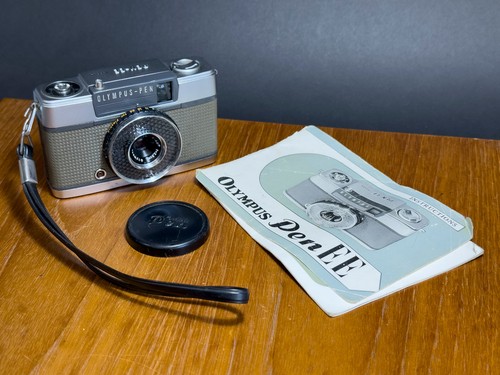 Olympus pen half - ee,