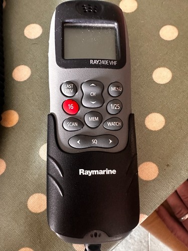 Raymarine ray240e vhf radio - ray240e,