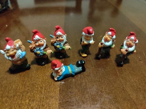 Kinder sorpresa gnomi - sorpresa,