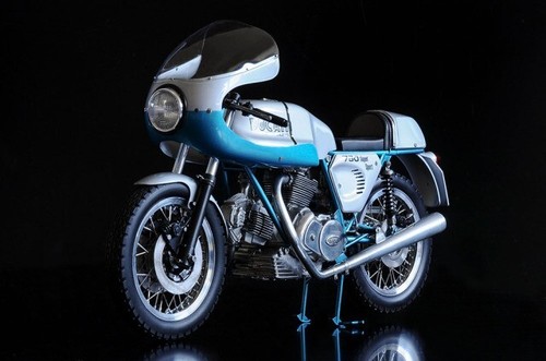Model factory hiro mfh k757 - hiro,