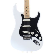 Fender Made in Japan Hybrid II