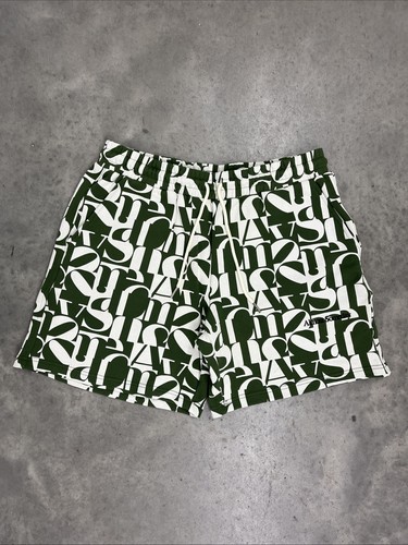 Pantaloncini corti nuovi con