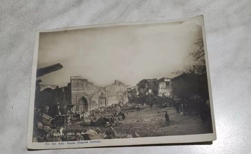 Antica foto cav - antica, grita