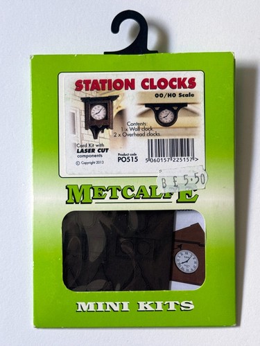 Metcalfe po515 station clocks - station,