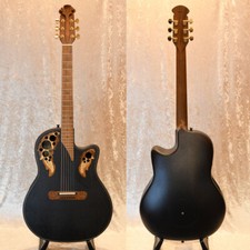 Chitarra acustica usata