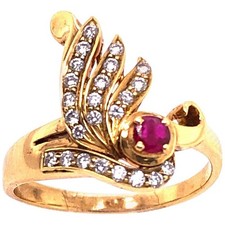 Anello contemporaneo in oro