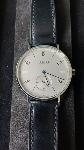 Nomos tangente neomatik - nomos,
