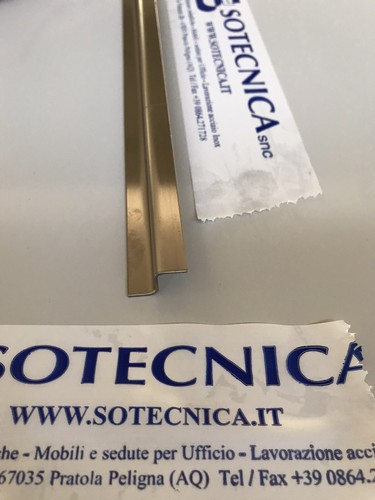 Profilo in acciaio - a,