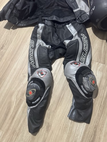 Tuta moto divisibile usata - tuta,