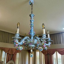 Fiabesco lampadario classico