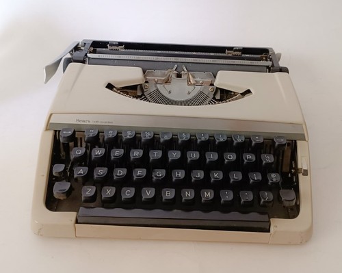 Macchina da scrivere - ♥,