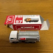 Camion serbatoio diesel Tomica