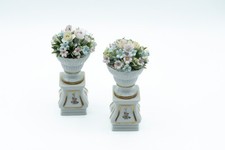 Coppia di vasetti di fiori in Ceramica di Capodimonte